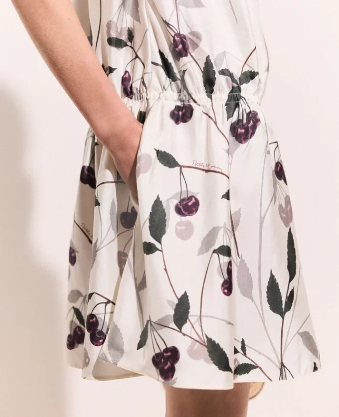 Cherry Print Sleeveless Mini Dress Cherry Print Sleeveless Mini Dress