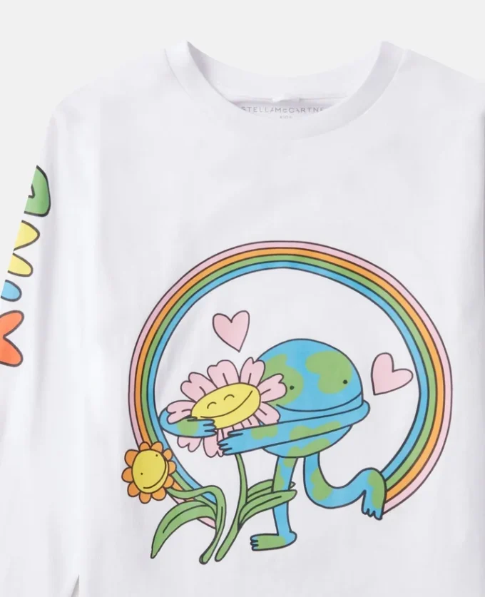 Earth Friends Graphic Long-Sleeve Top Earth Friends Graphic Long-Sleeve Top