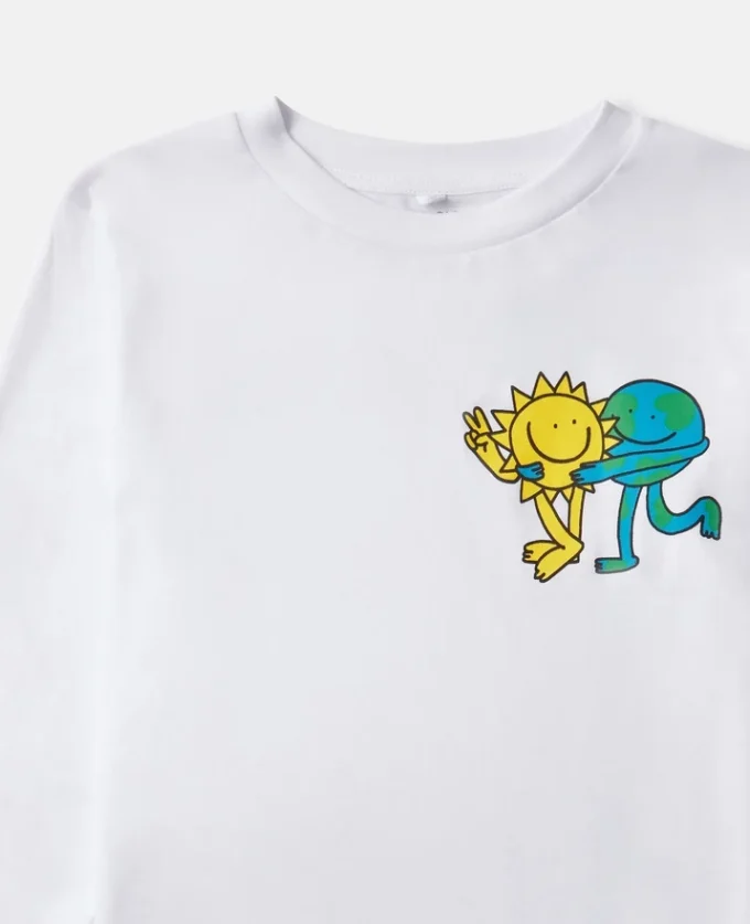 Earth Friends Graphic Long-Sleeve Top Earth Friends Graphic Long-Sleeve Top