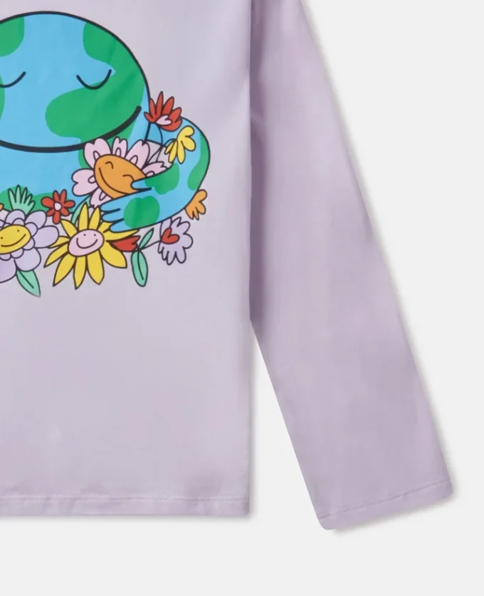 Earth Friends Graphic Long-Sleeve Top Earth Friends Graphic Long-Sleeve Top