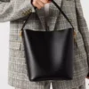 Frayme Bucket Tote Bag Frayme Bucket Tote Bag