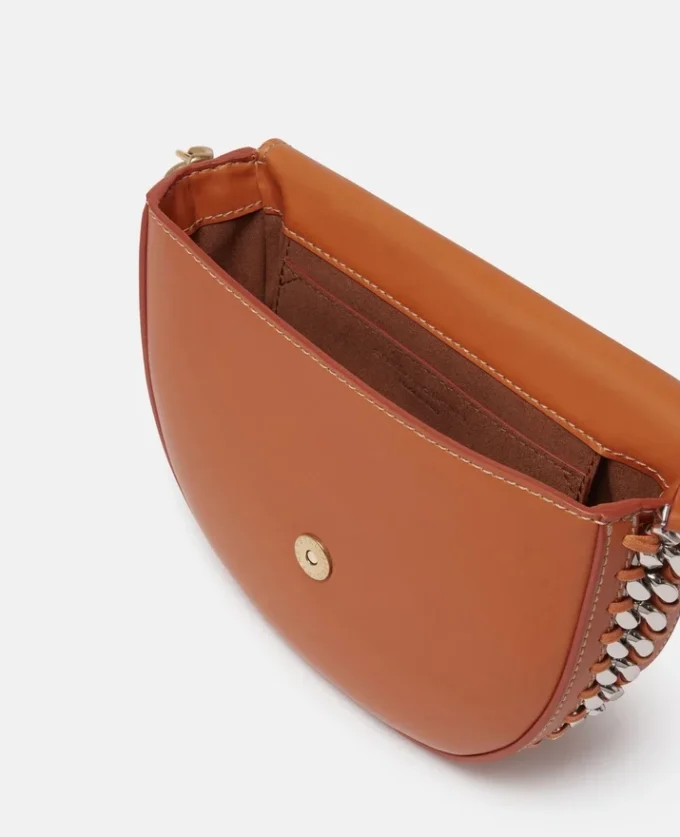 Frayme Medium Flap Shoulder Bag Frayme Medium Flap Shoulder Bag