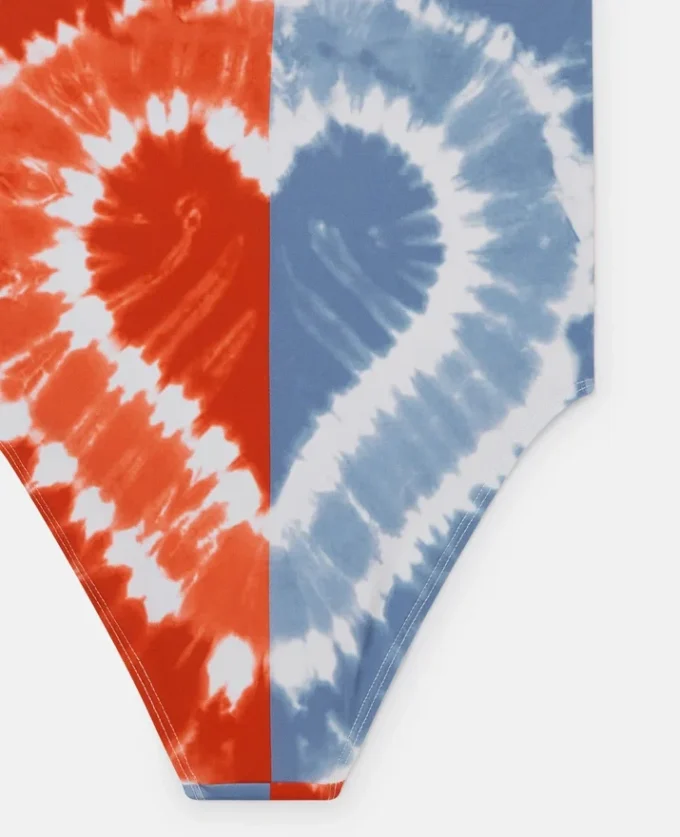 Heart Tie-Dye Graphic Swimsuit Heart Tie-Dye Graphic Swimsuit