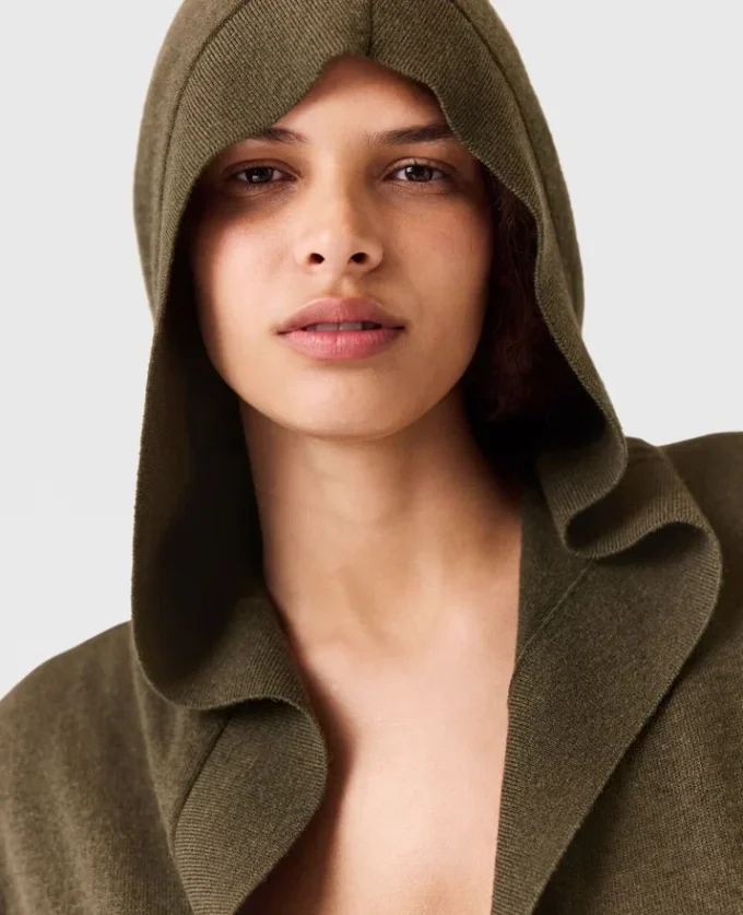 Hooded Long-Sleeve Cropped Sweater Hooded Long-Sleeve Cropped Sweater