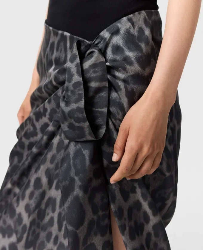 Knotted Asymmetric Leopard Midi Skirt Knotted Asymmetric Leopard Midi Skirt