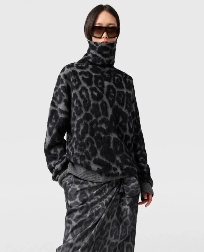 Leopard Jacquard Turtleneck Sweater Leopard Jacquard Turtleneck Sweater