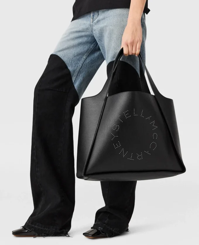Logo Large Studded Tote Bag Logo Large Studded Tote Bag