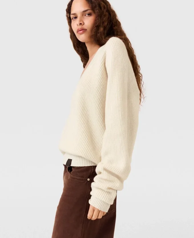 Long-Sleeve V-Neck Sweater Long-Sleeve V-Neck Sweater
