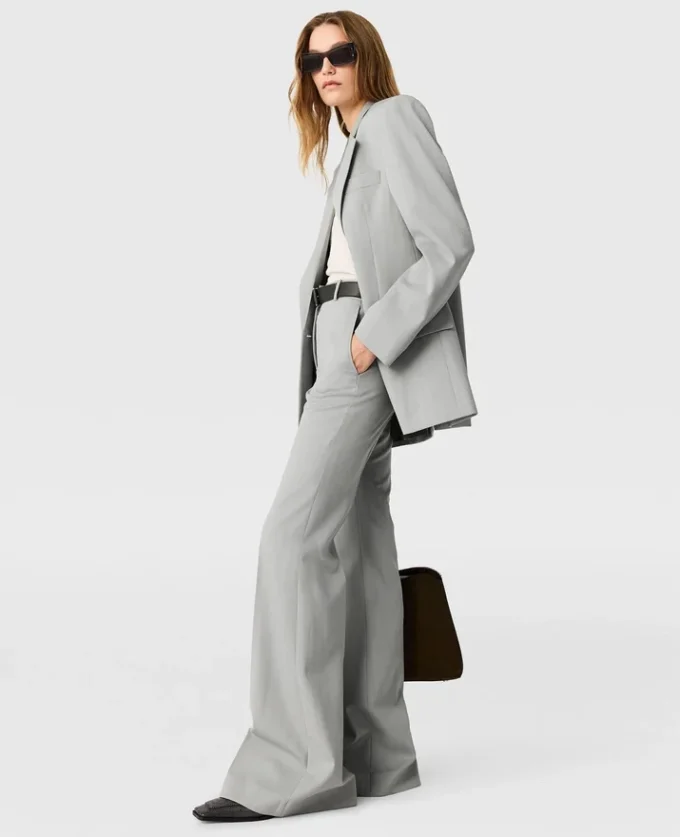 Mid-Rise Botcut Trousers Mid-Rise Botcut Trousers