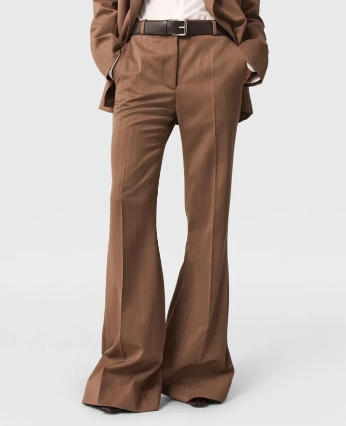 Mid-Rise Botcut Trousers Mid-Rise Botcut Trousers
