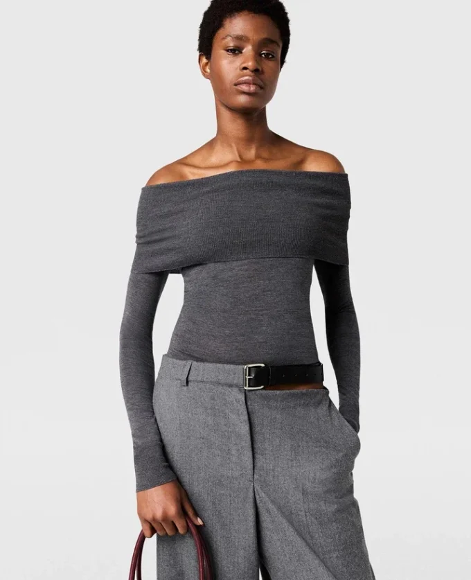 Off-Shoulder Long-Sleeve Jumper Off-Shoulder Long-Sleeve Jumper
