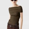 Off-Shoulder Top Off-Shoulder Top