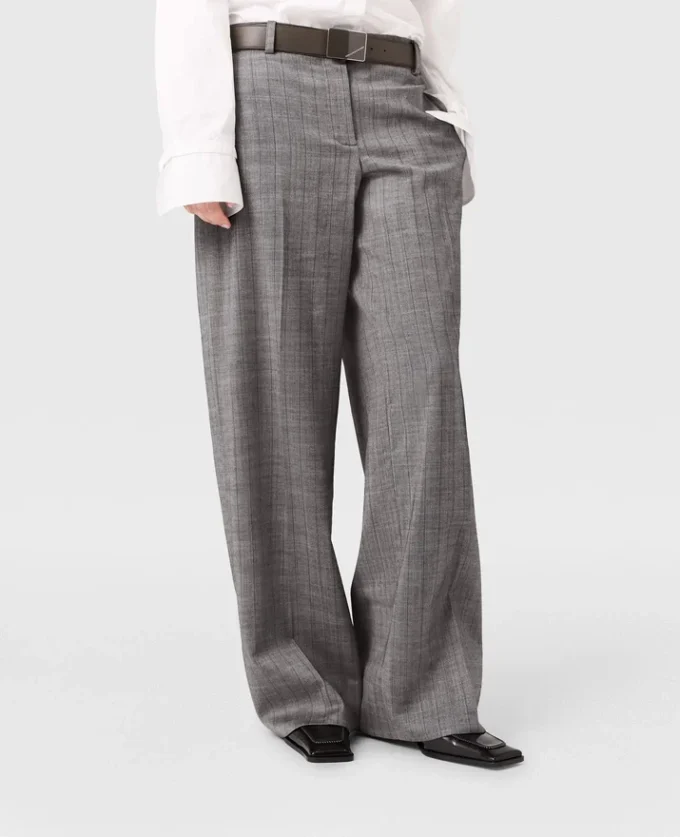 Pinstripe Pleated Straight-Leg Pants Pinstripe Pleated Straight-Leg Pants