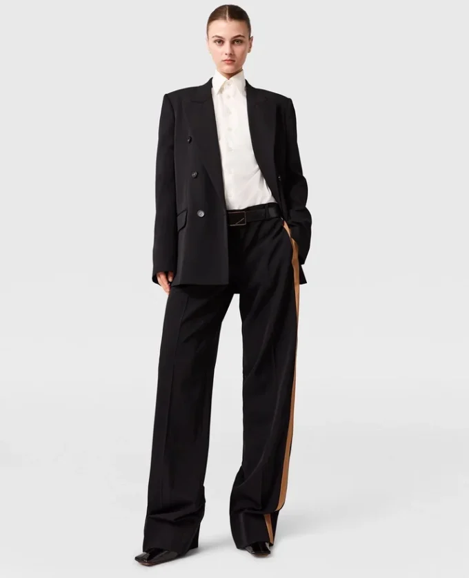 Double-Breasted Boyfriend Blazer Double-Breasted Boyfriend Blazer