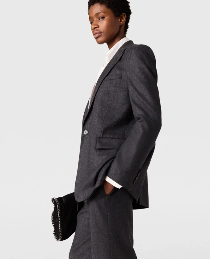 Single-Breasted Blazer Single-Breasted Blazer