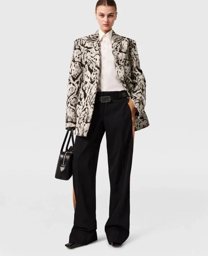 Slim-Fit Double-Breasted Cloud Leopard Blazer Slim-Fit Double-Breasted Cloud Leopard Blazer