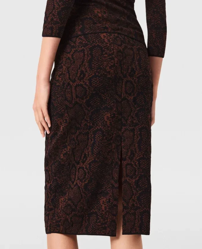 Snake Print Knit Midi Skirt Snake Print Knit Midi Skirt
