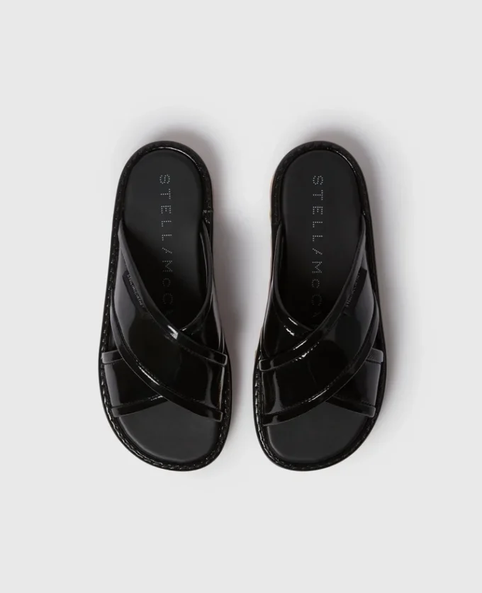 Sneak-Elyse Twisted Sandals Sneak-Elyse Twisted Sandals