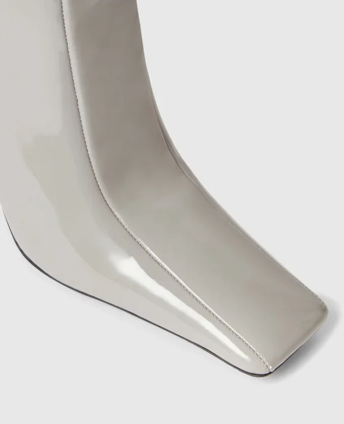 Square-Toe Patent Thigh-High Stiletto Boots Square-Toe Patent Thigh-High Stiletto Boots