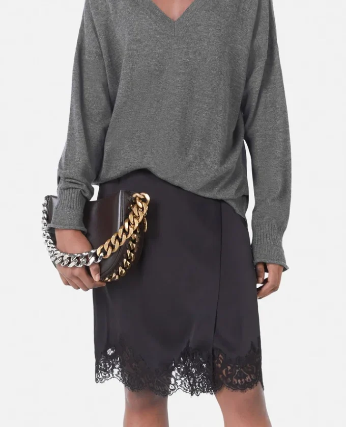 V-Neck Long Sleeved Sweater V-Neck Long Sleeved Sweater