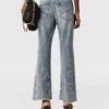 Vintage Wash Kick-Flare Jeans Vintage Wash Kick-Flare Jeans
