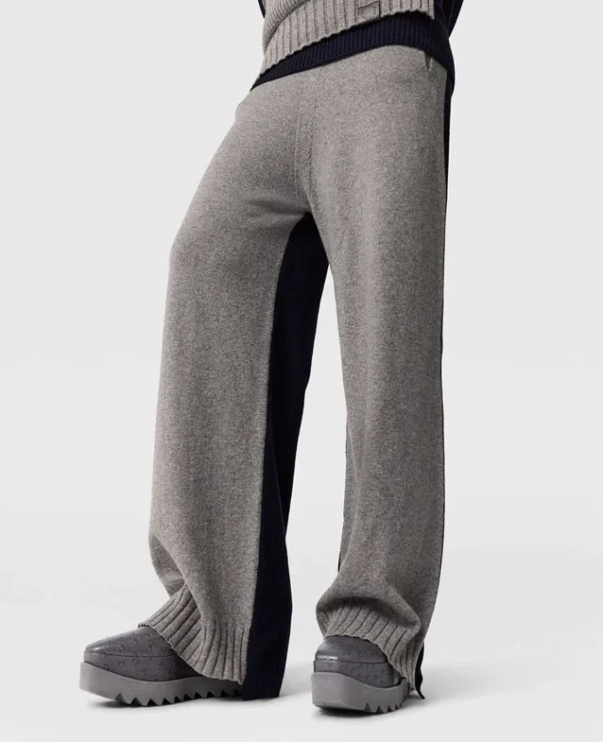 Wide-Leg Contrast Panel Trousers Wide-Leg Contrast Panel Trousers